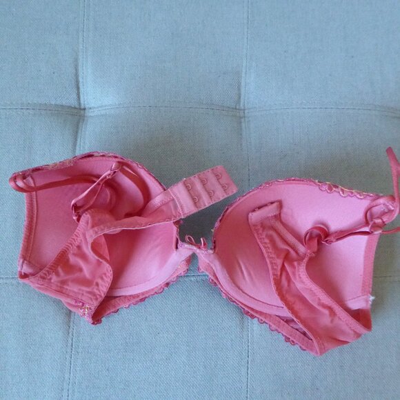 Ambrielle Coral Pink Floral Bra 36A Wired and Push Up Great Condition - Picture 3 of 4